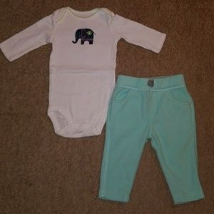 Long sleeve bodysuit + Sweatpants.